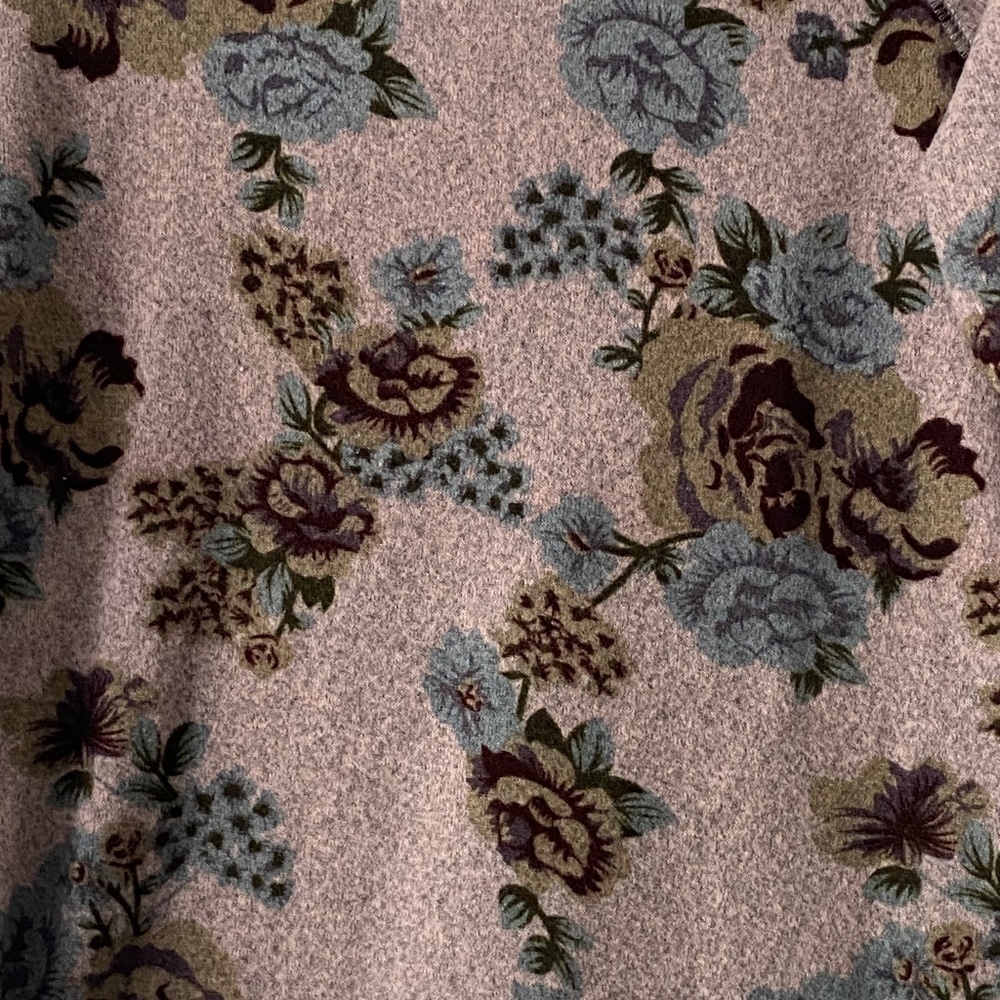 Beautiful Tribal floral print 3/4 sleeve soft pullover top size M - Picture 9 of 9